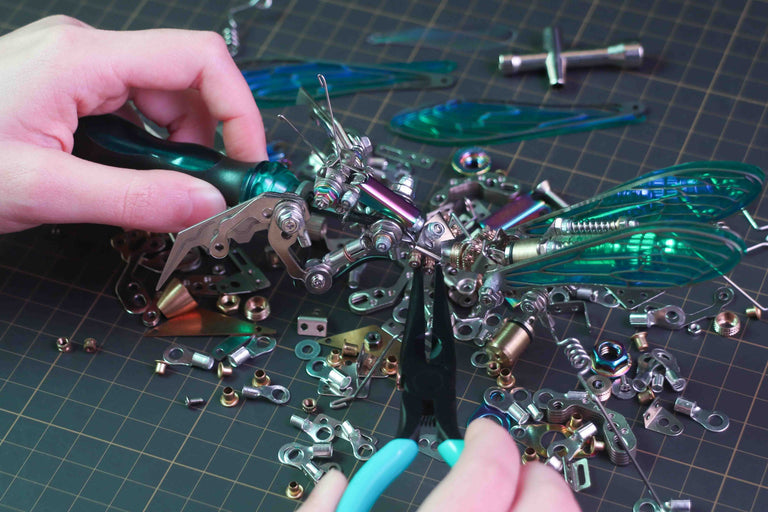 Cyberpunk Praying Mantis