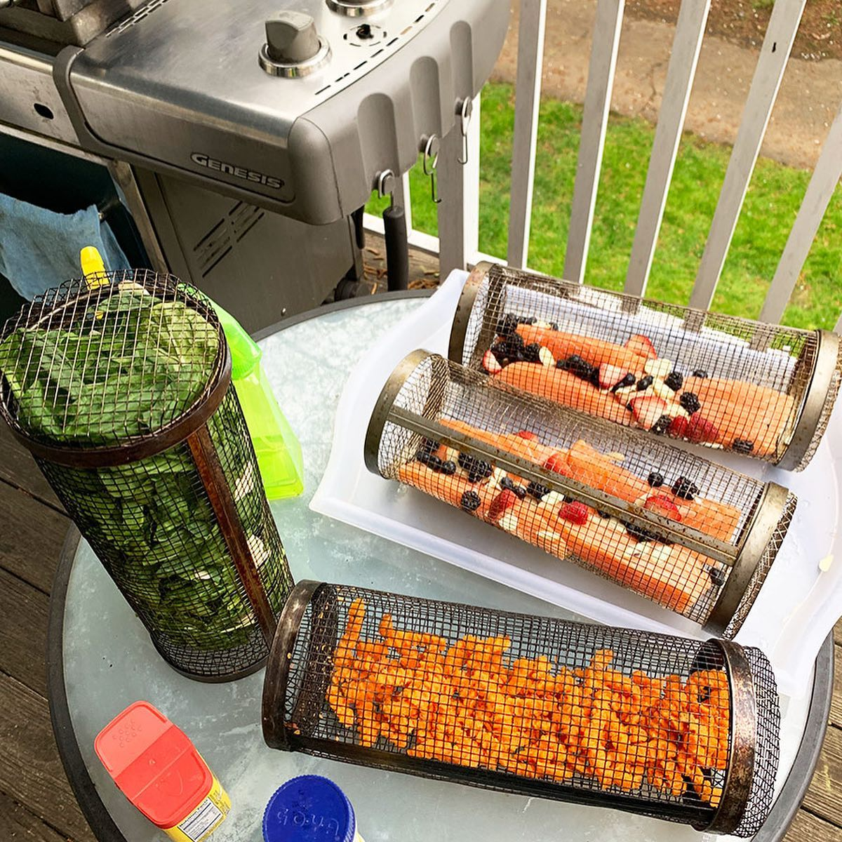 🔥Summer Hot Sale-BBQ outdoor grill net / Barbecue stainless steel wire mesh cylinder